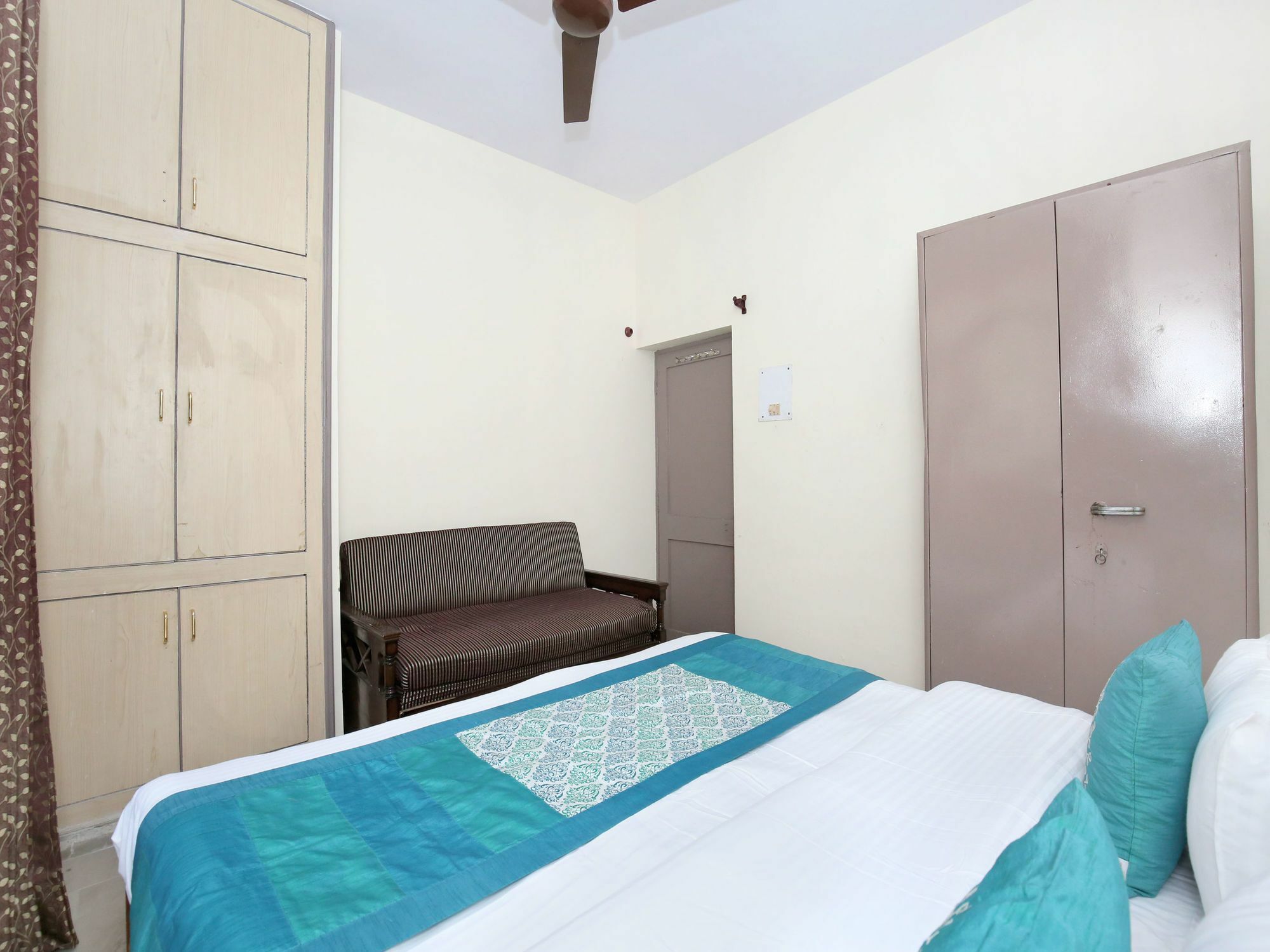 Appartamento Elegant 3Bhk Abode In Shoghi, Shimla Esterno foto