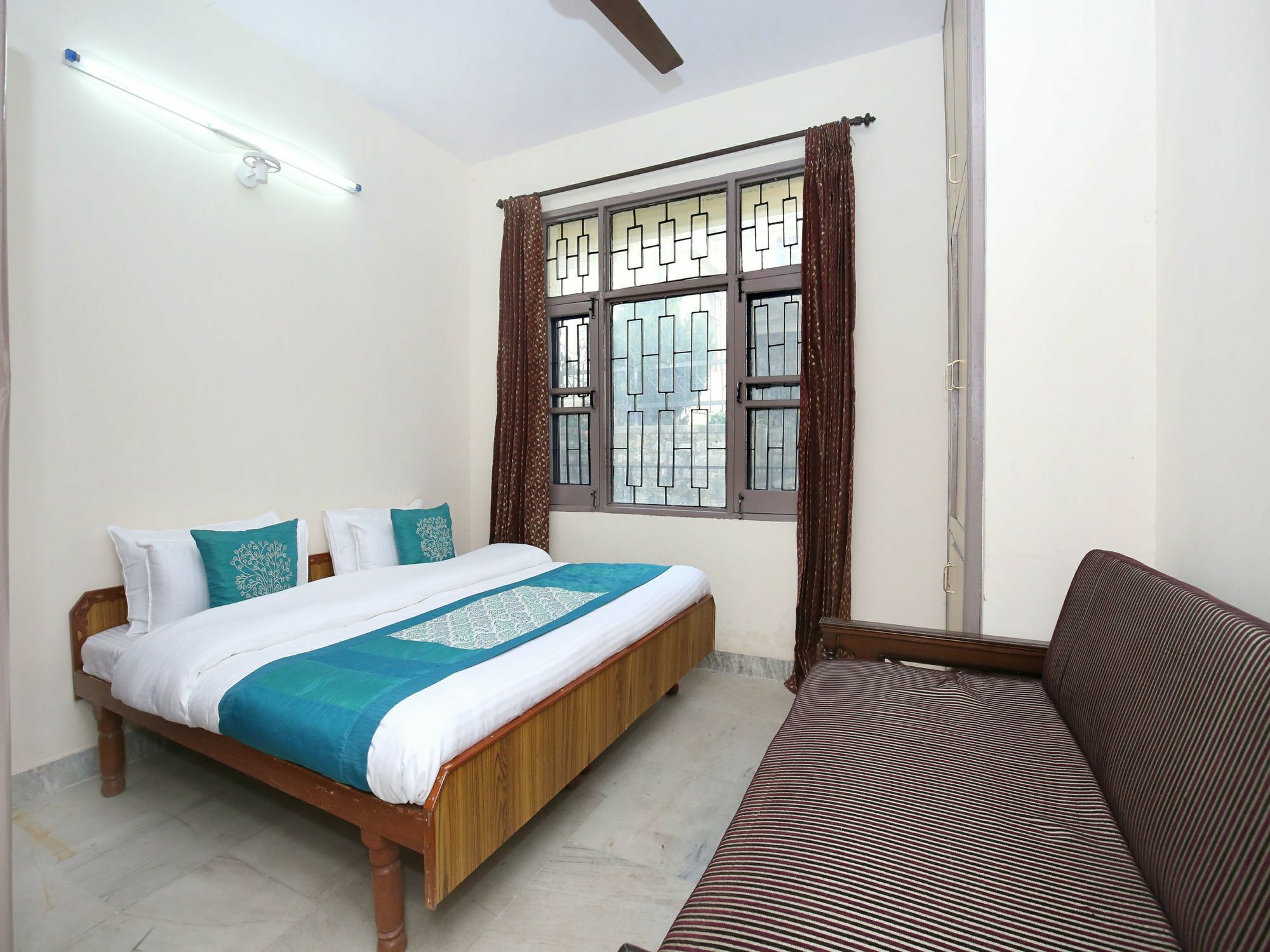 Appartamento Elegant 3Bhk Abode In Shoghi, Shimla Esterno foto